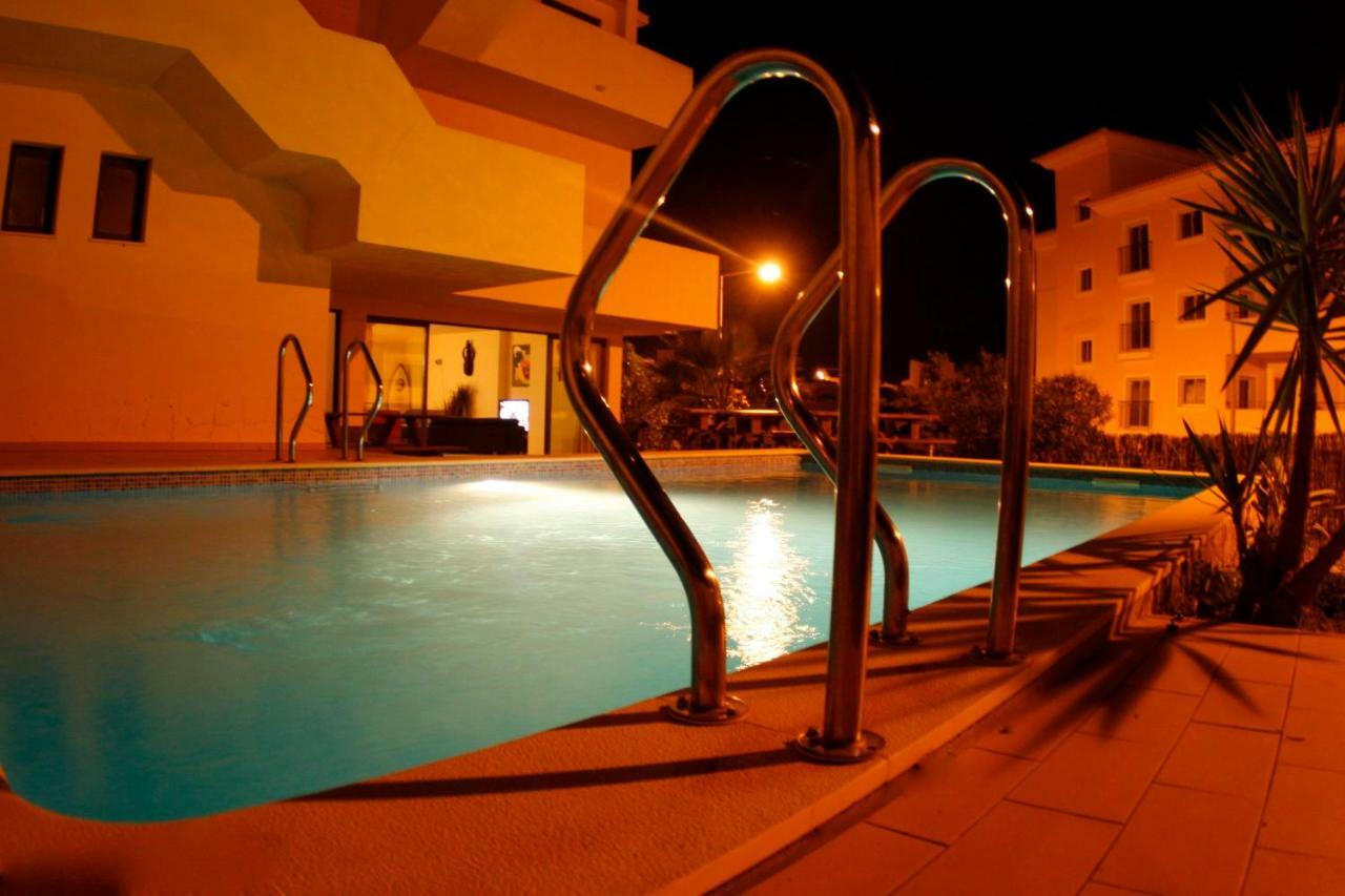 Algarve Surf Hostel - Lagos Zewnętrze zdjęcie