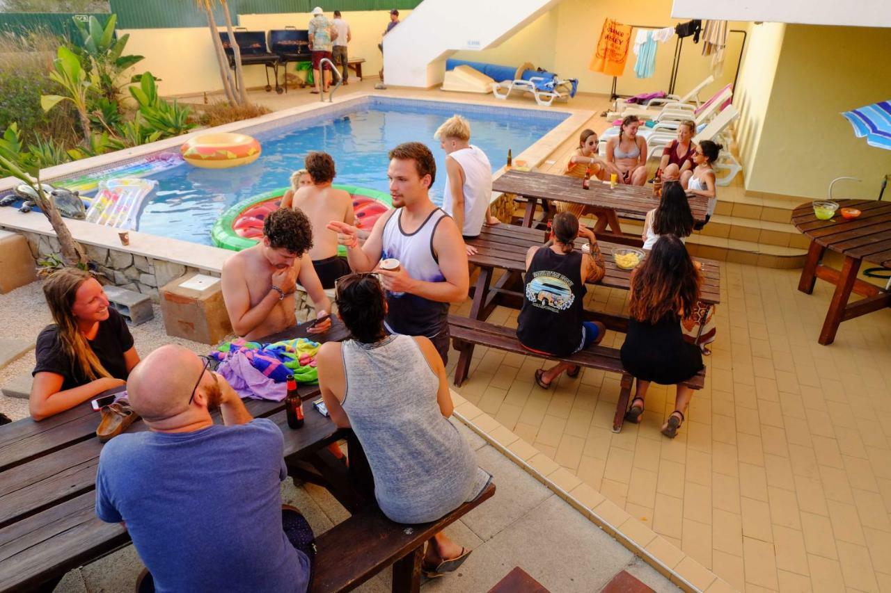 Algarve Surf Hostel - Lagos Zewnętrze zdjęcie