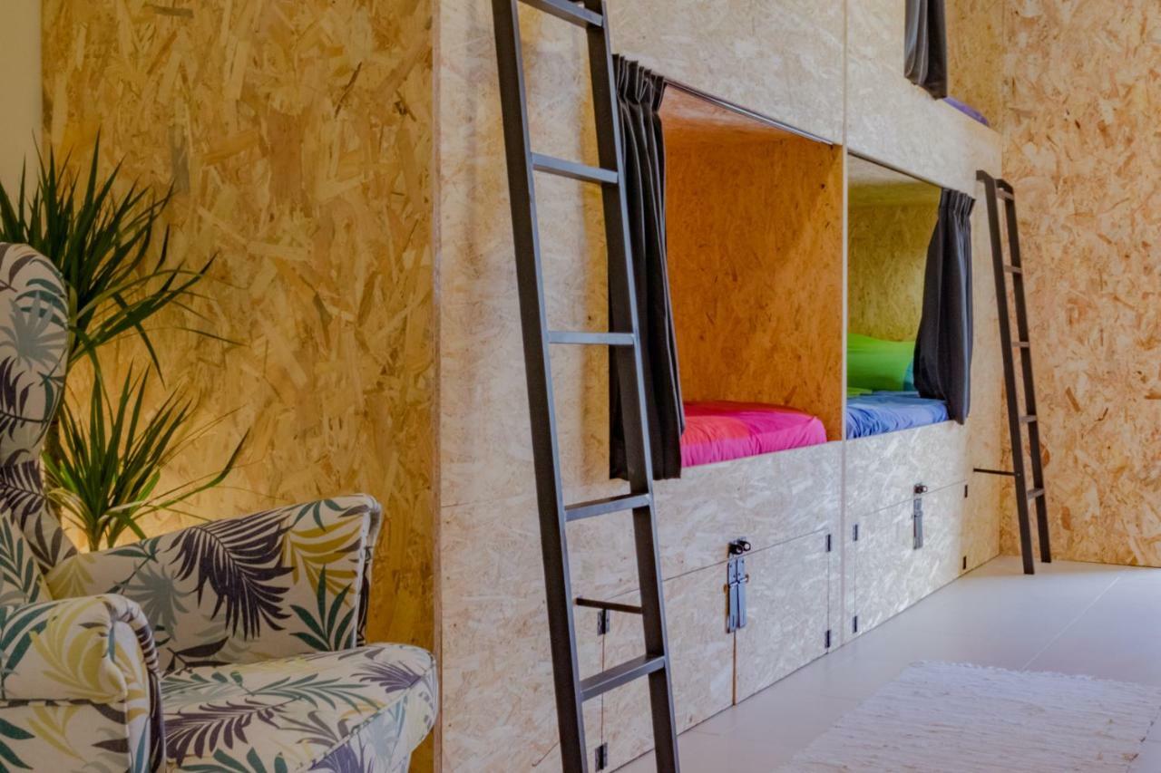 Algarve Surf Hostel - Lagos Zewnętrze zdjęcie
